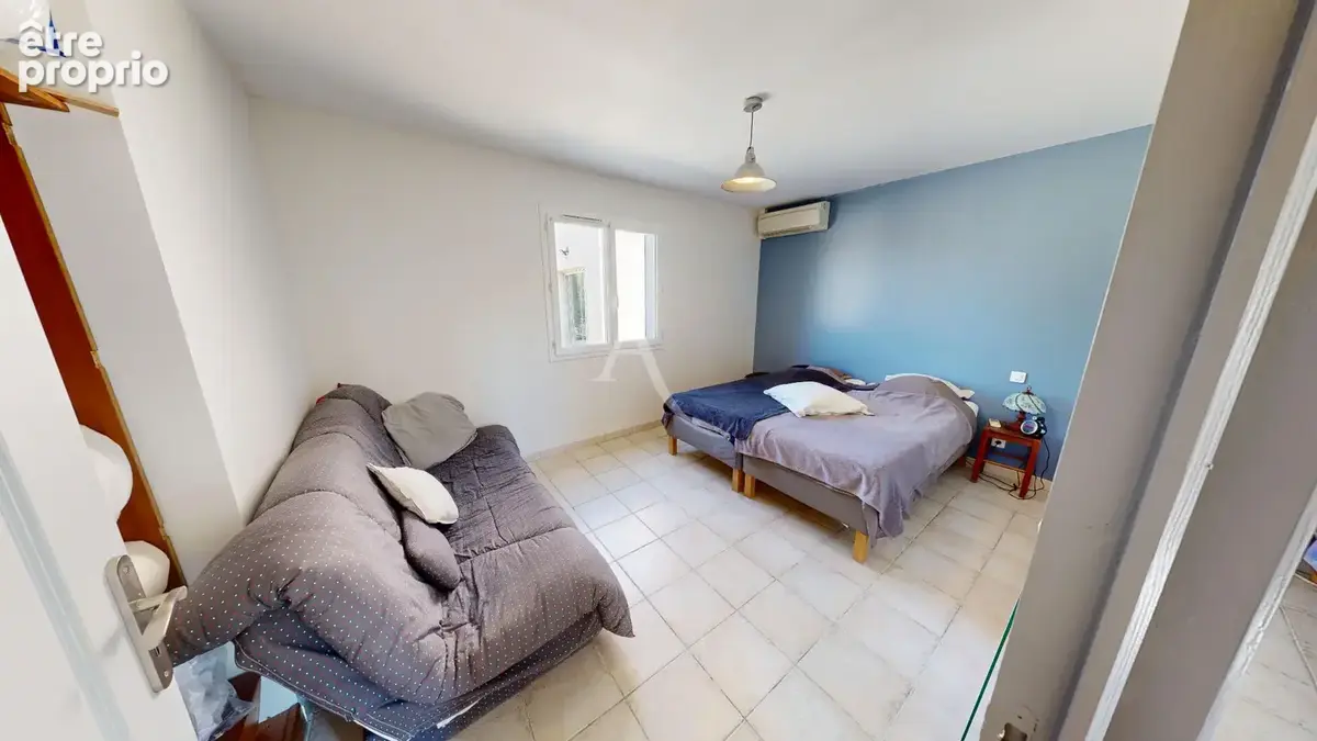 Proche de CARCASSONNE, Maison de plain pied, Dépendance et piscine. - photo 12