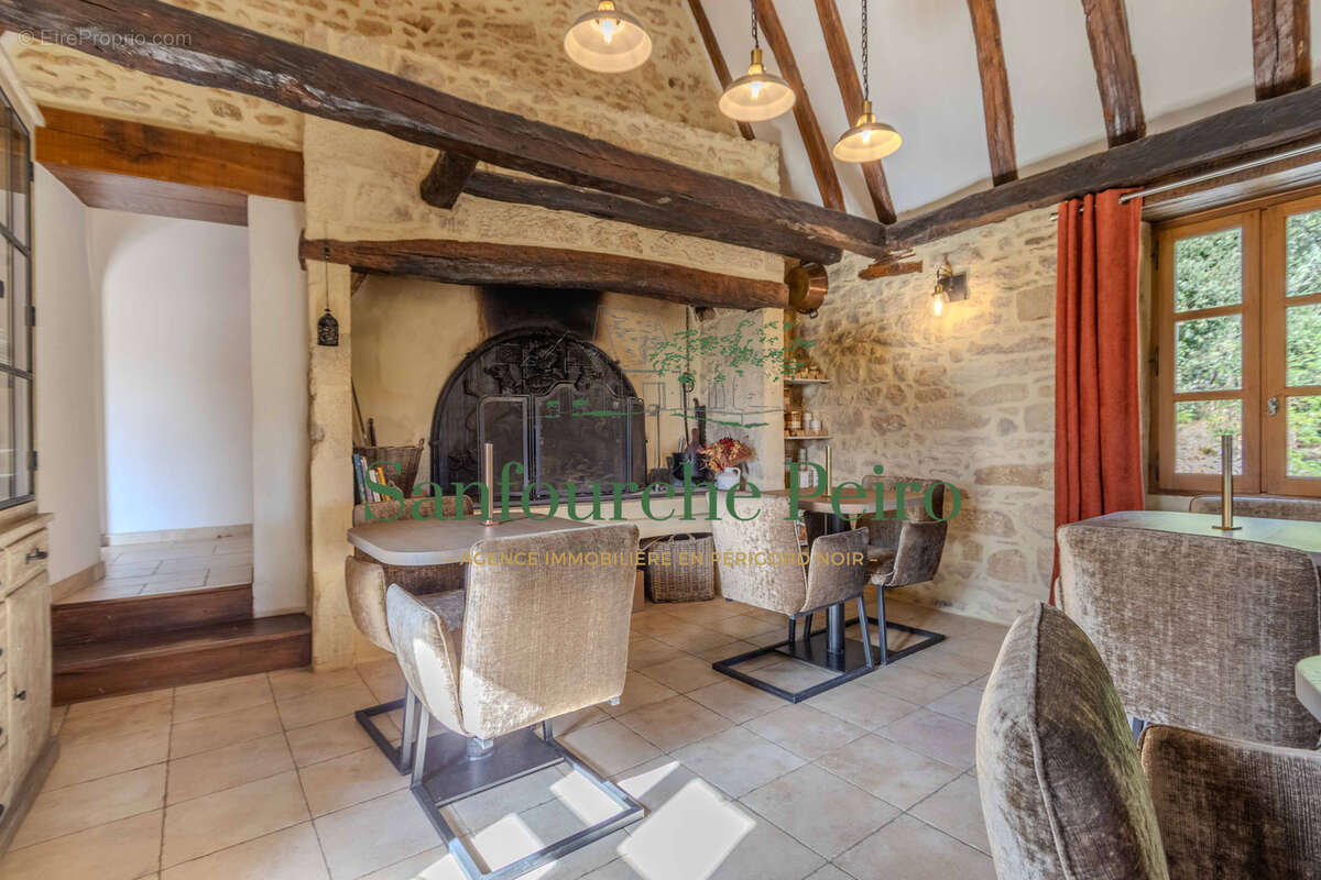Maison à SARLAT-LA-CANEDA