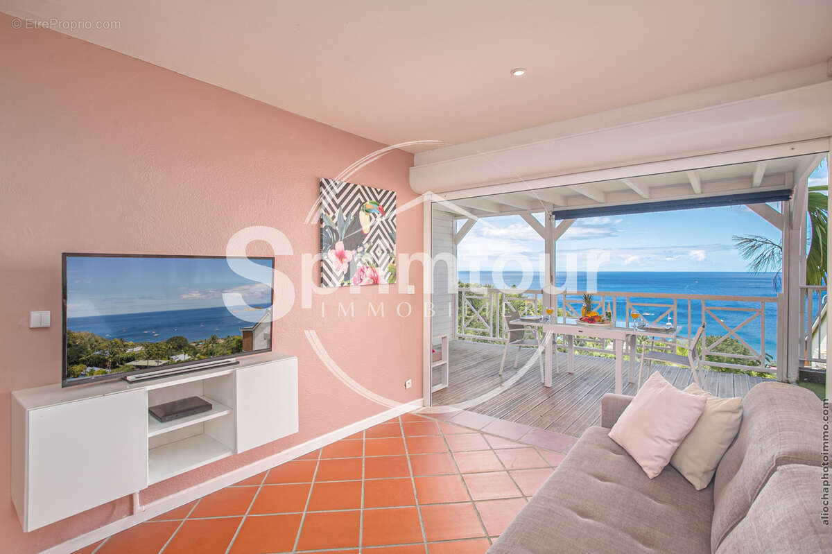 Appartement à BOUILLANTE