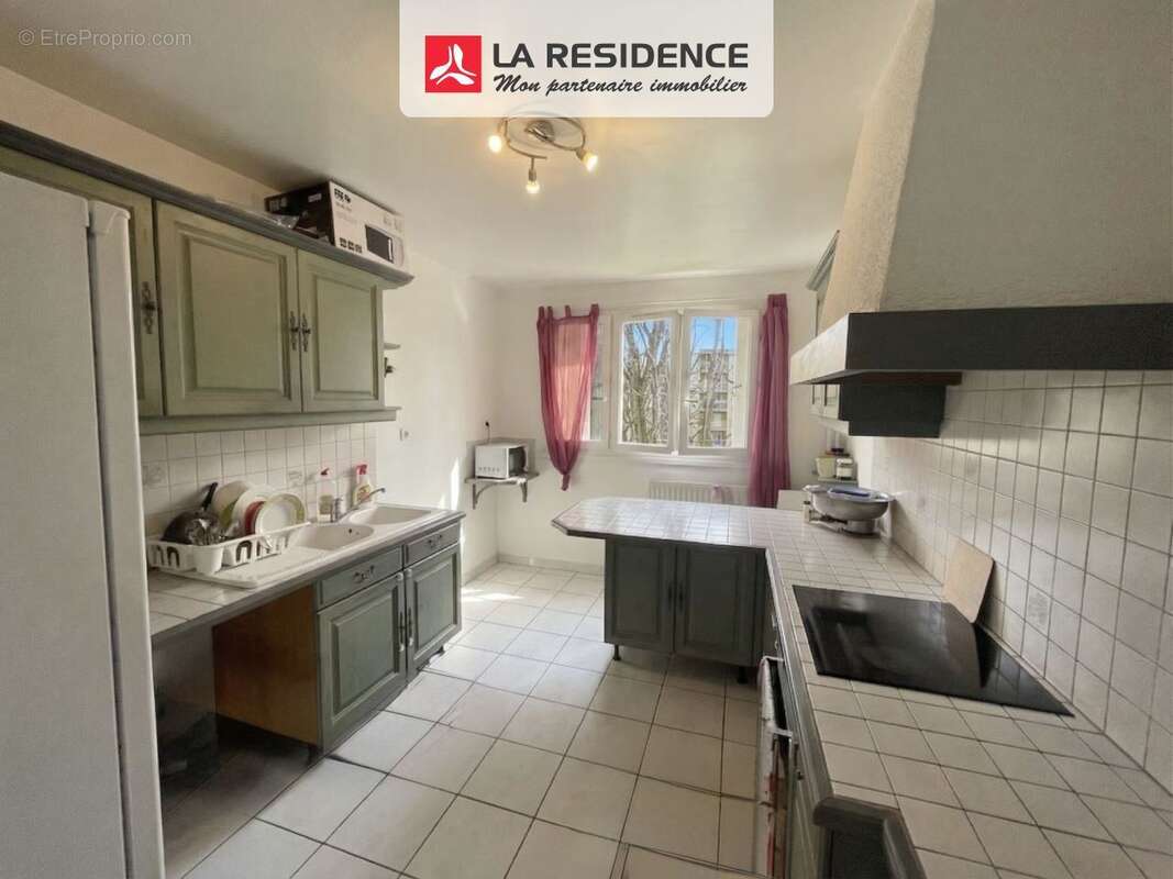 Appartement à VERNEUIL-SUR-SEINE