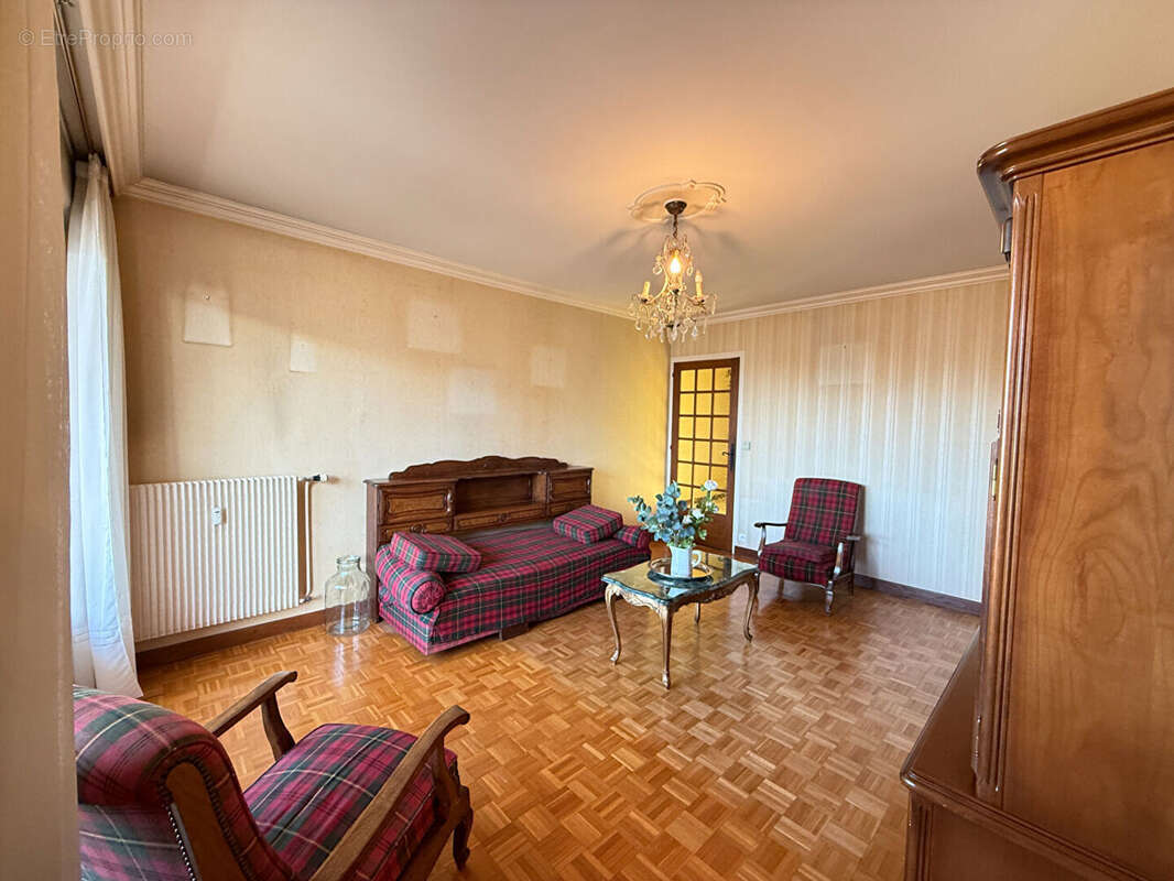 Appartement à LONS-LE-SAUNIER