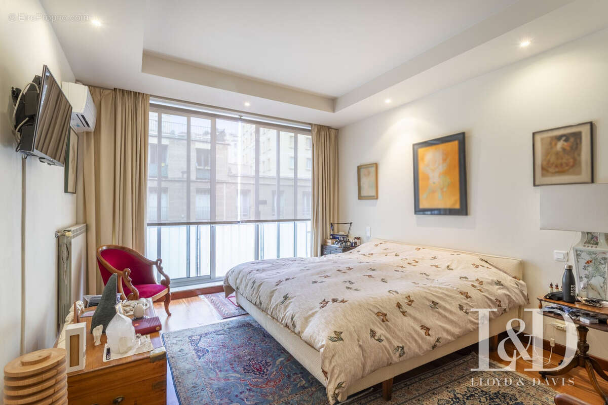 Appartement à MARSEILLE-2E