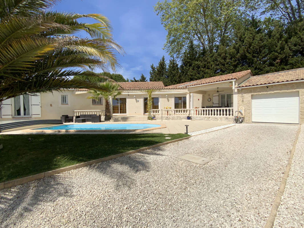 Maison à UZES