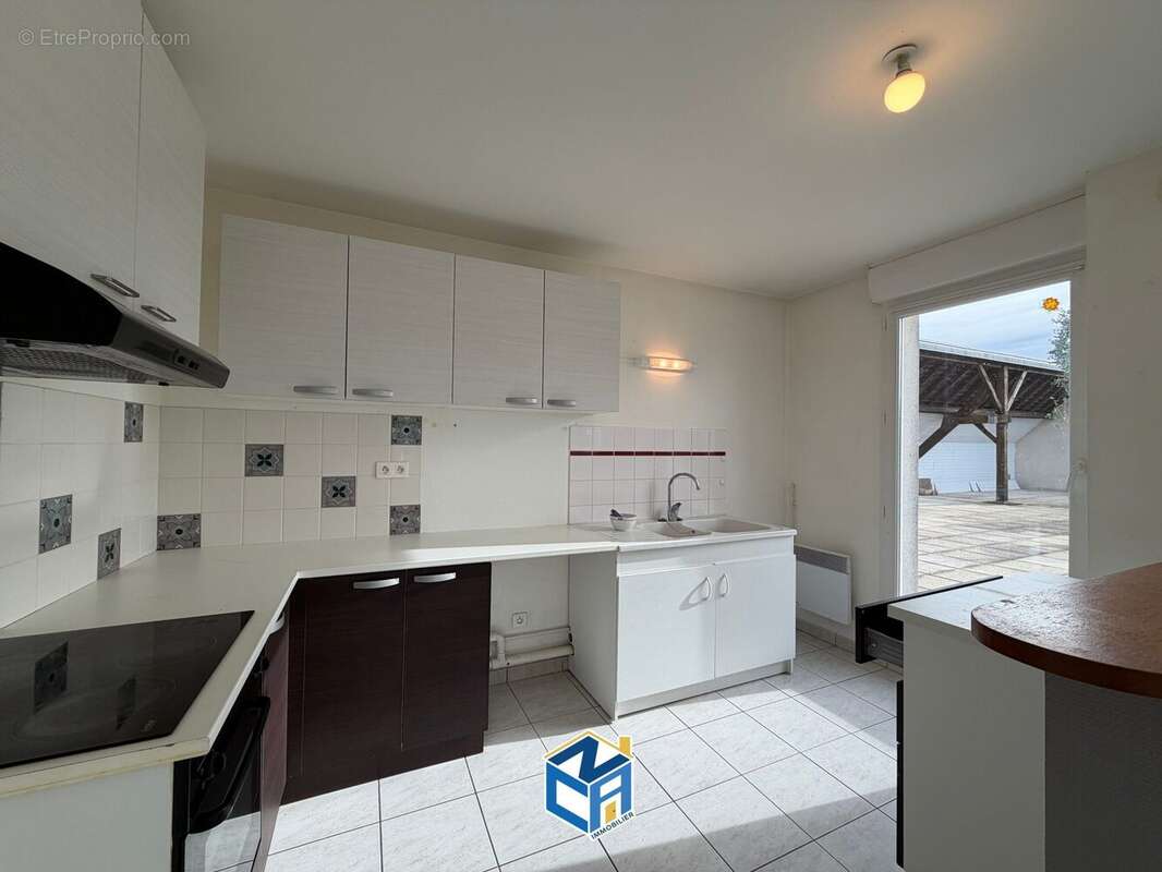 Appartement à BLERE