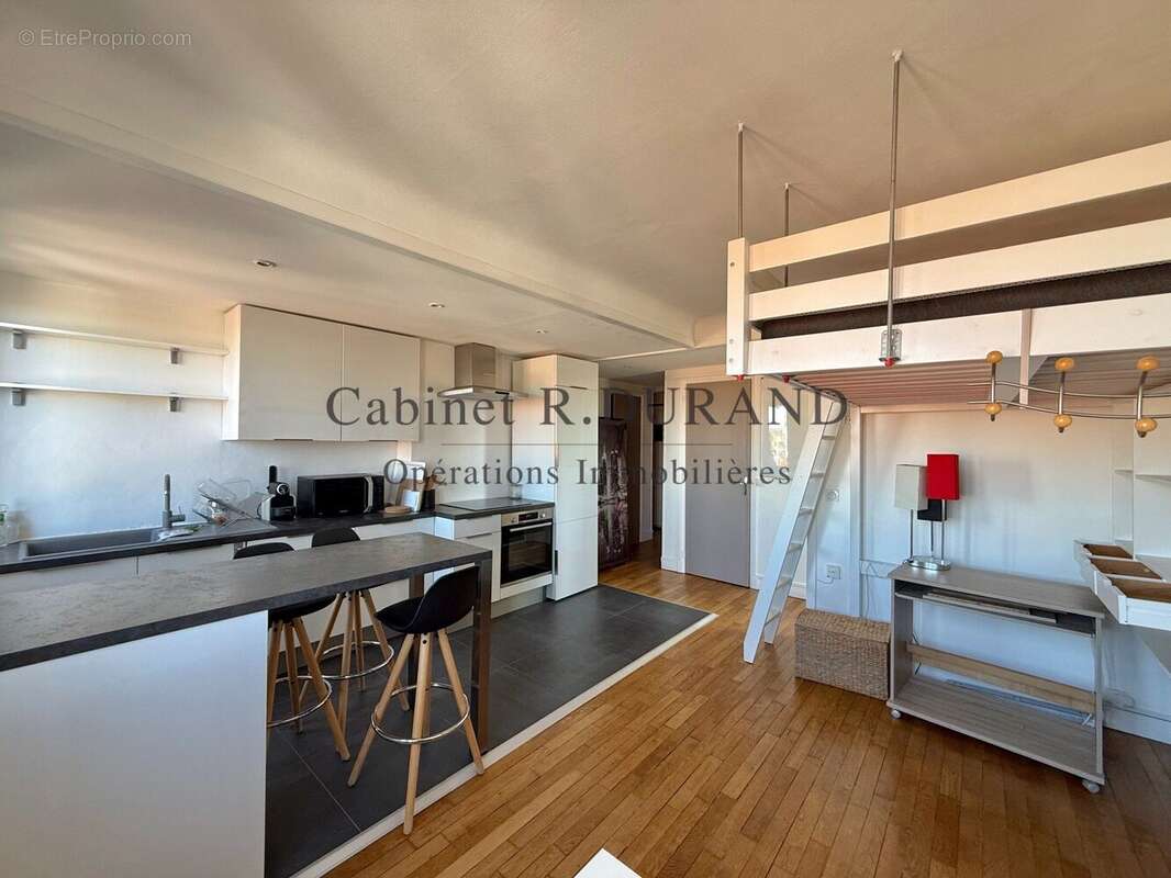 Appartement à COLOMBES