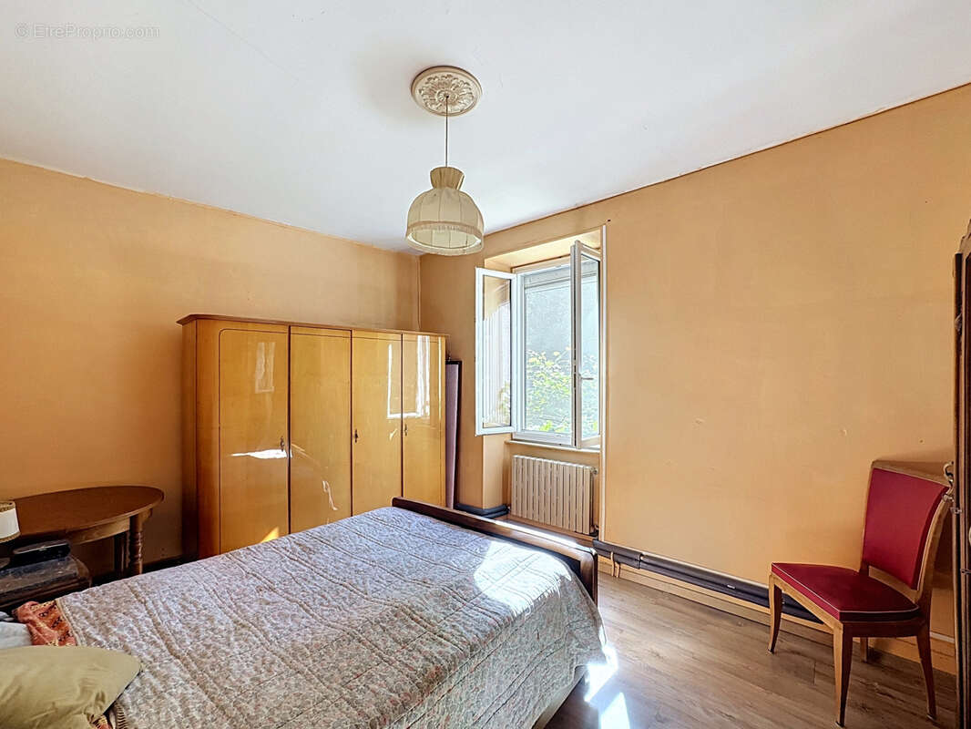 Maison à ARTAS