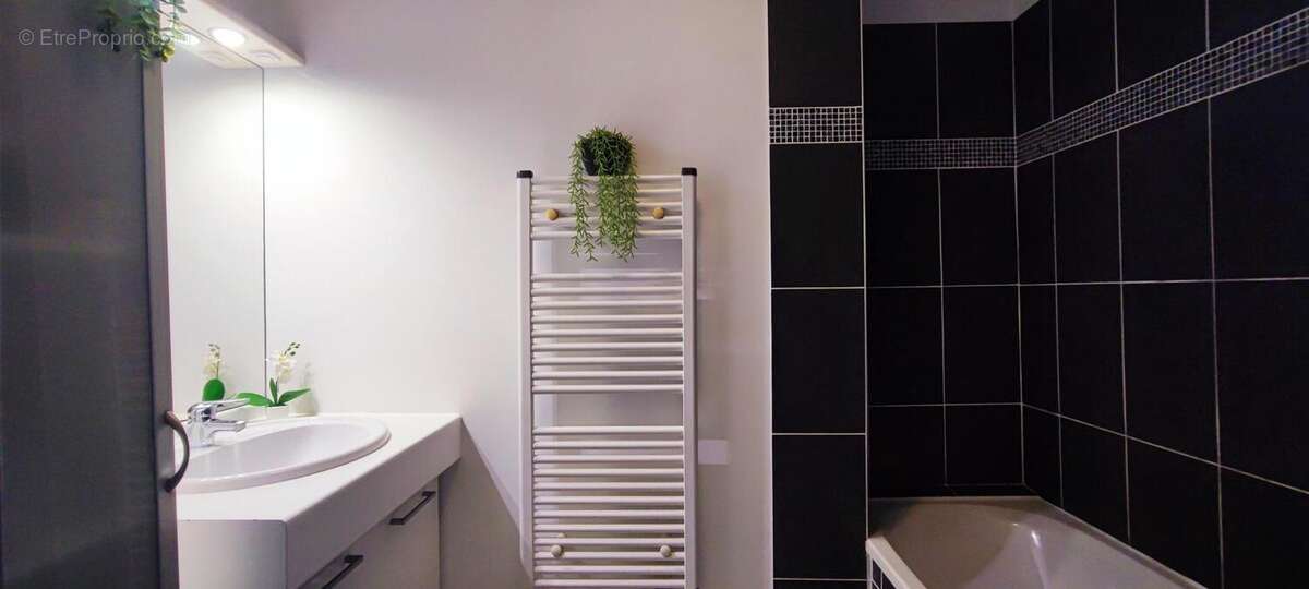 Appartement à LYON-9E