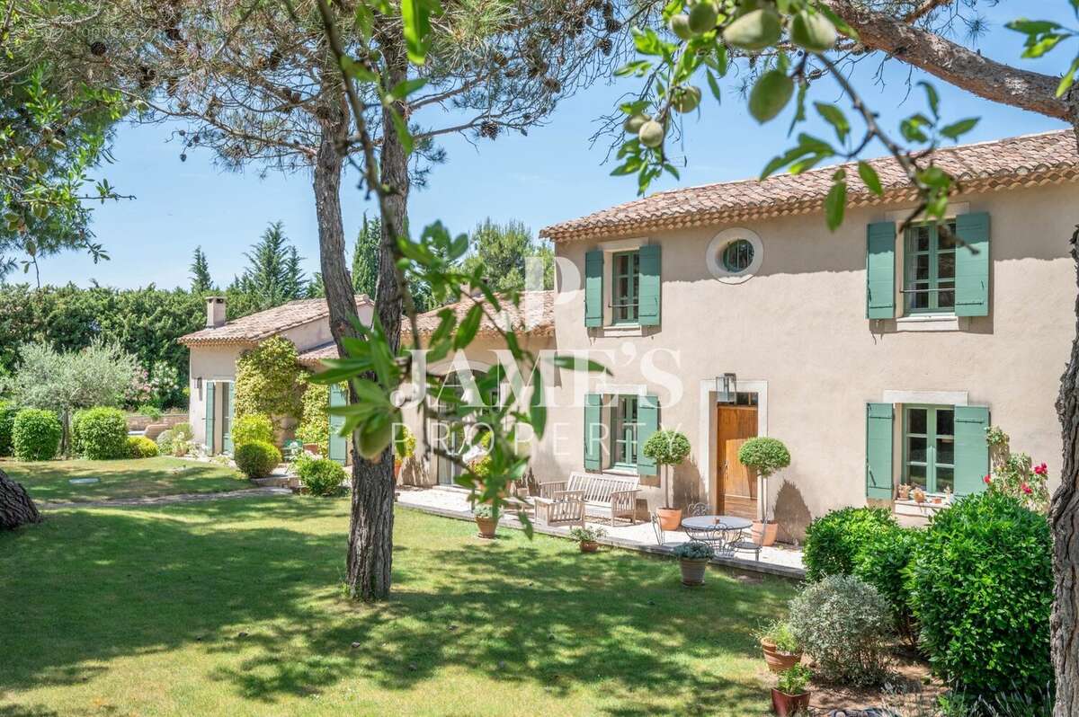 Maison à EYGALIERES