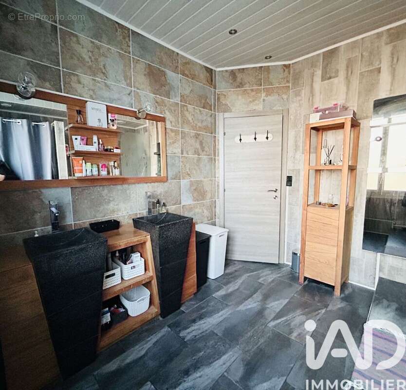 Photo 2 - Maison à LE TRAIT