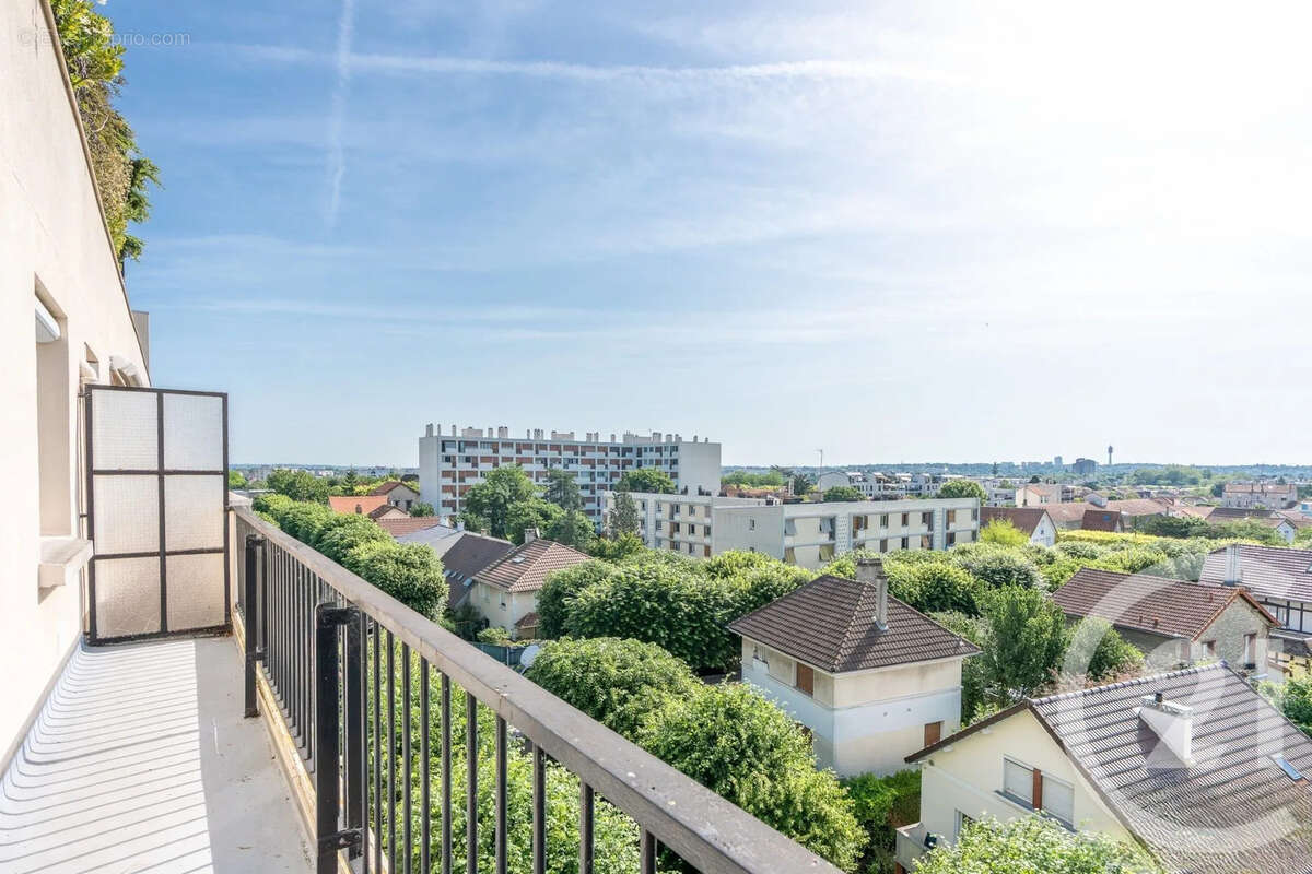 Appartement à SAINT-MAUR-DES-FOSSES