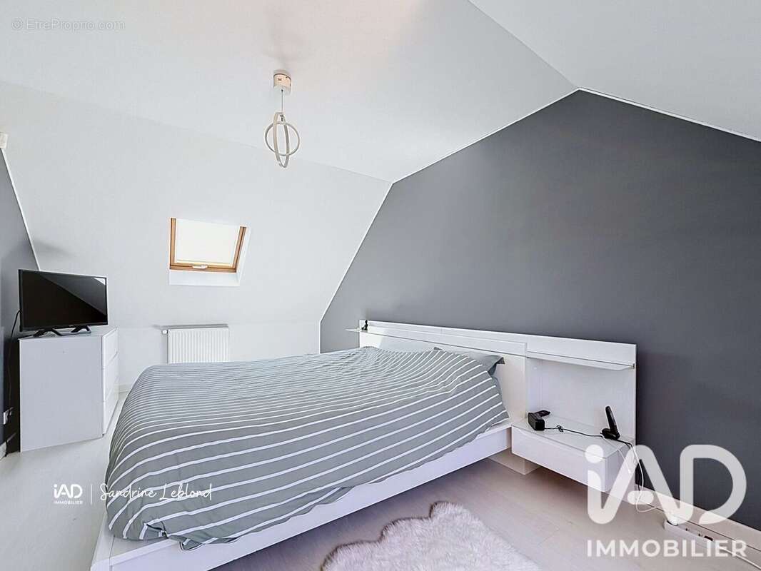 Maison 118 m² à Garnay  - photo 8