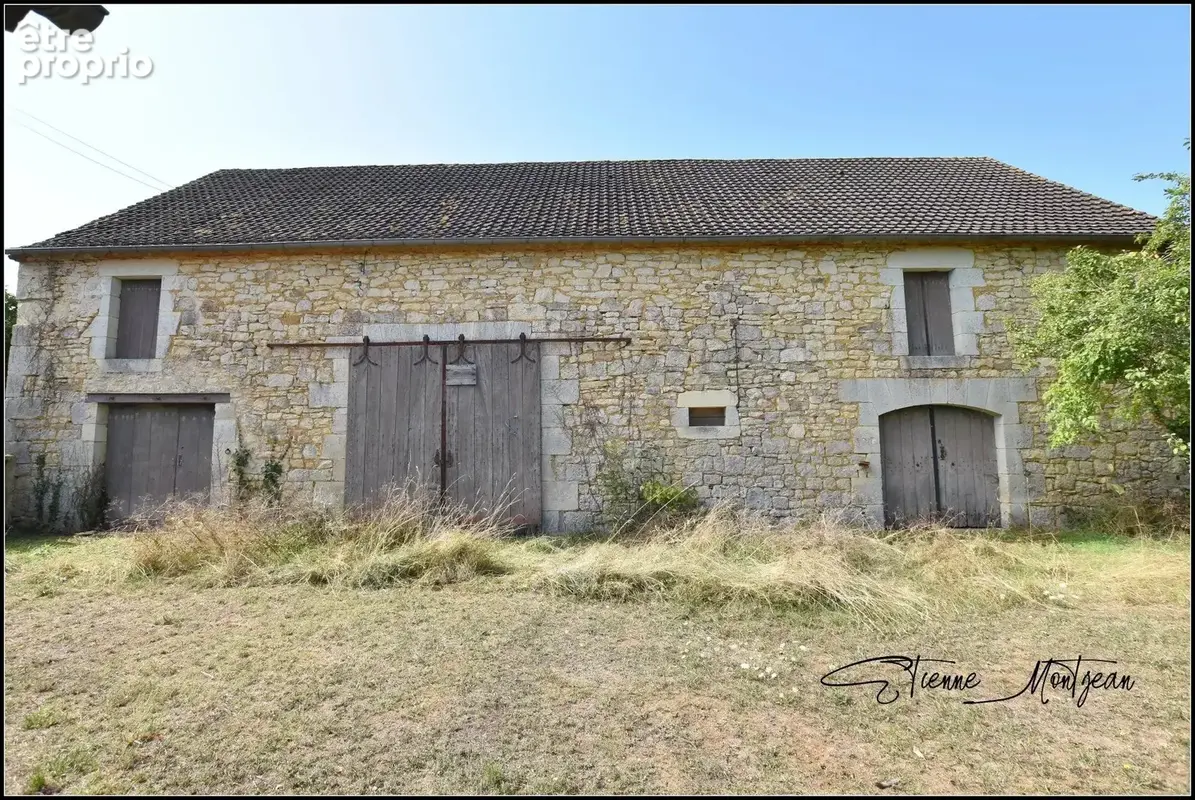 Maison 140 m² à Saint-Germain-Du-Bel-Air  - photo 3