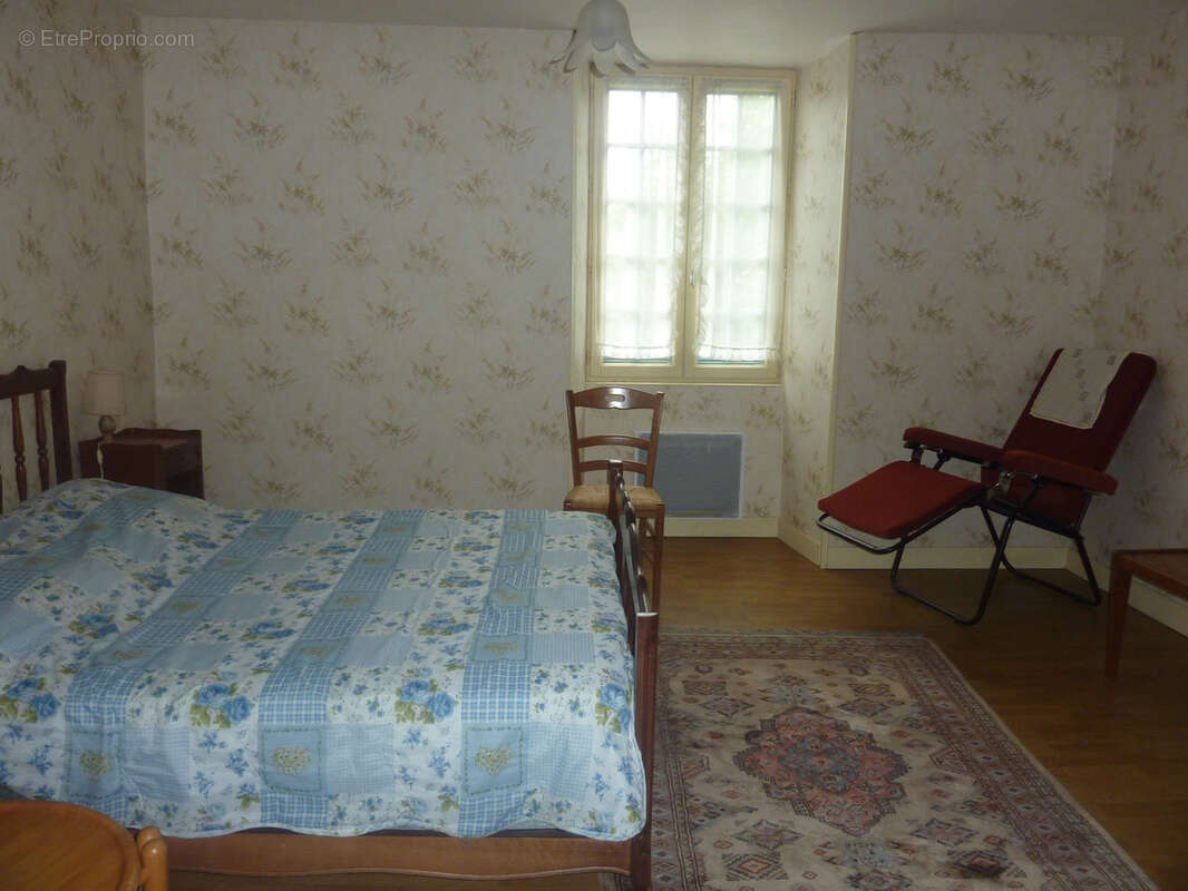 Maison à BUSSIERE-POITEVINE
