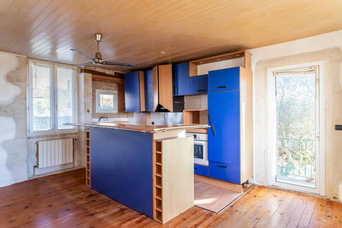 Village property - photo 11