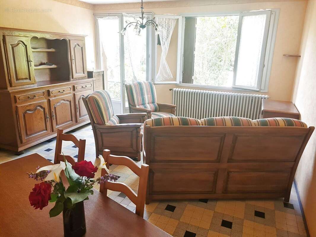 Maison à SAINT-SULPICE-SUR-LEZE