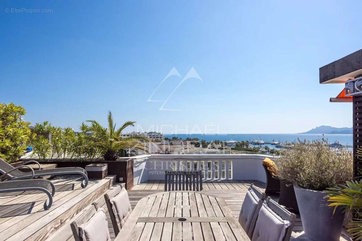 Appartement à CANNES