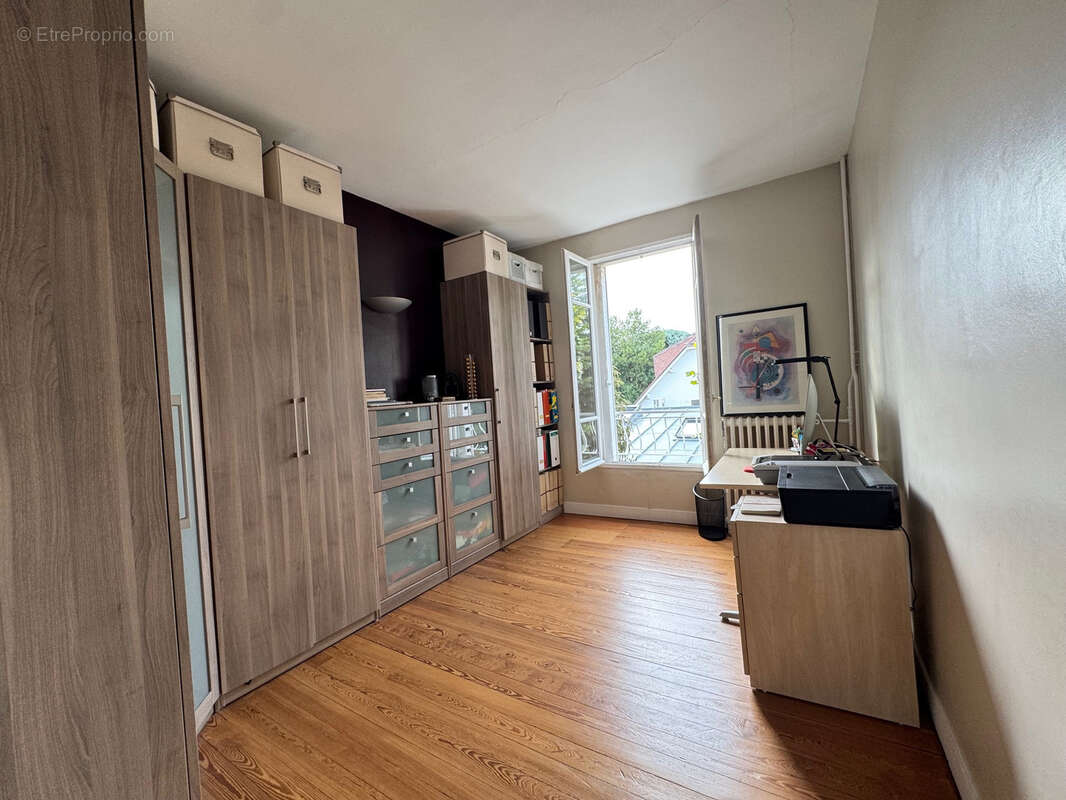 Maison à SAINT-MAUR-DES-FOSSES