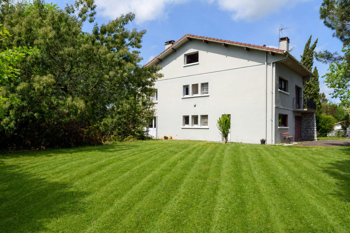 Maison à AMOU