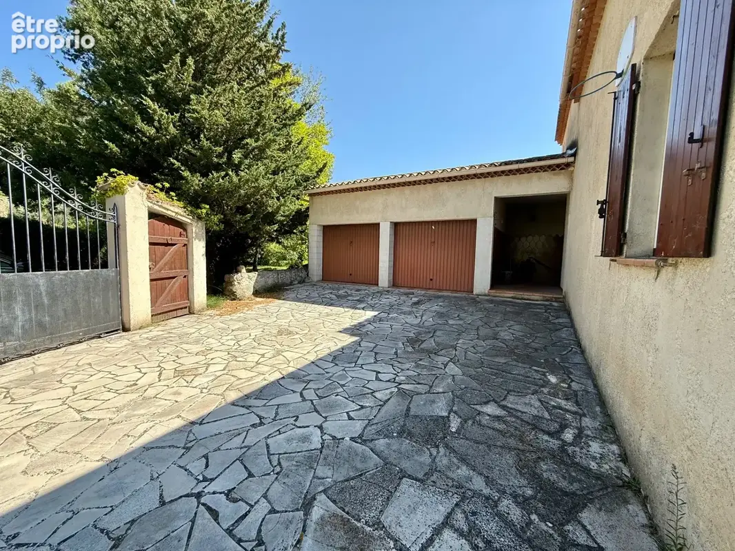Maison à vendre 6 pièces 176 m2 jardin double garage LAURIS (84) - photo 5