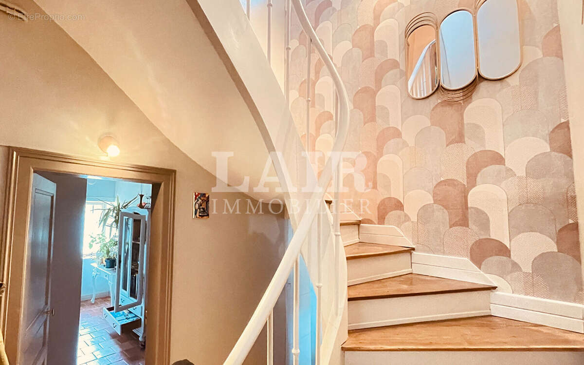 Maison à FRESNAY-SUR-SARTHE