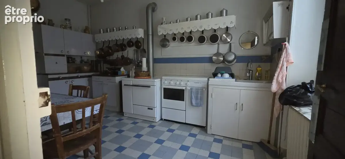 Maison plein e de charme avec garage et dépendance, jardin agréable. - photo 5