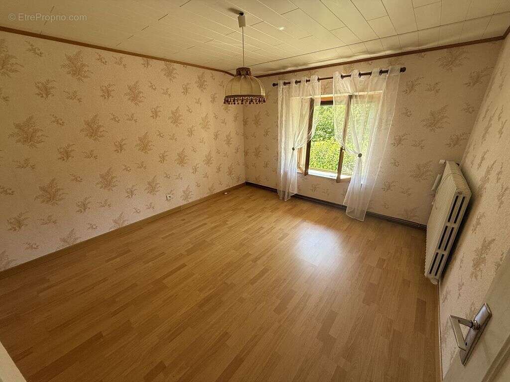 Maison à RAON-AUX-BOIS