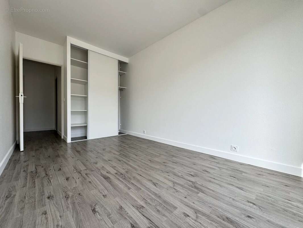 Appartement à LE PLESSIS-TREVISE
