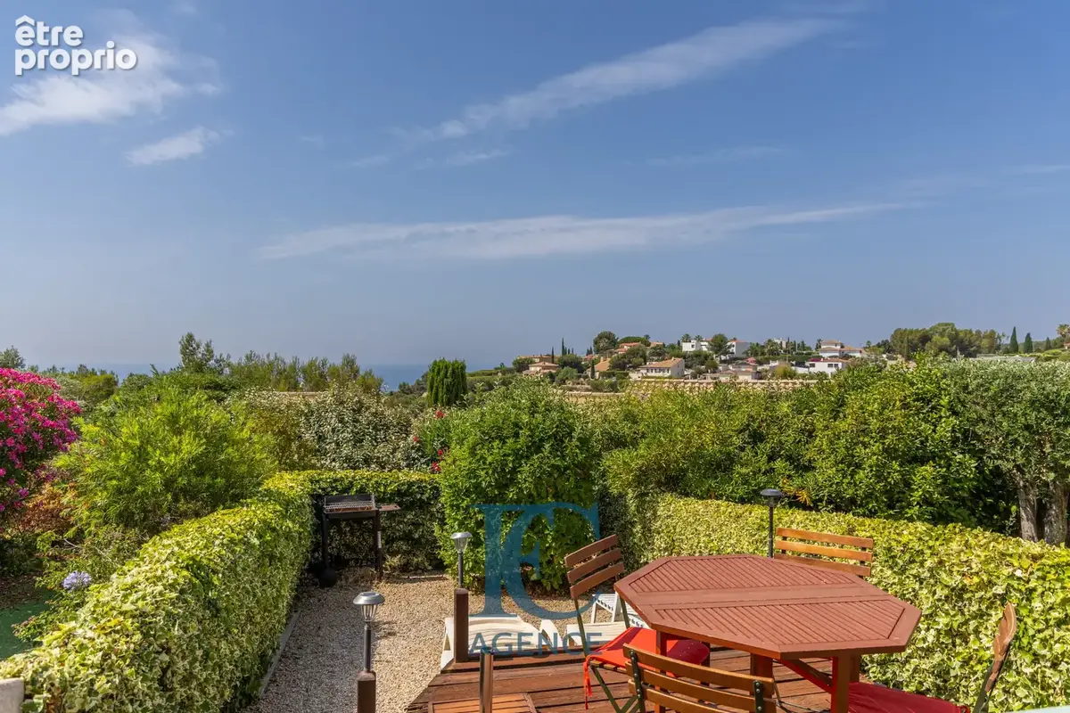 Photo Appartement à Bandol au prix de 170 000€