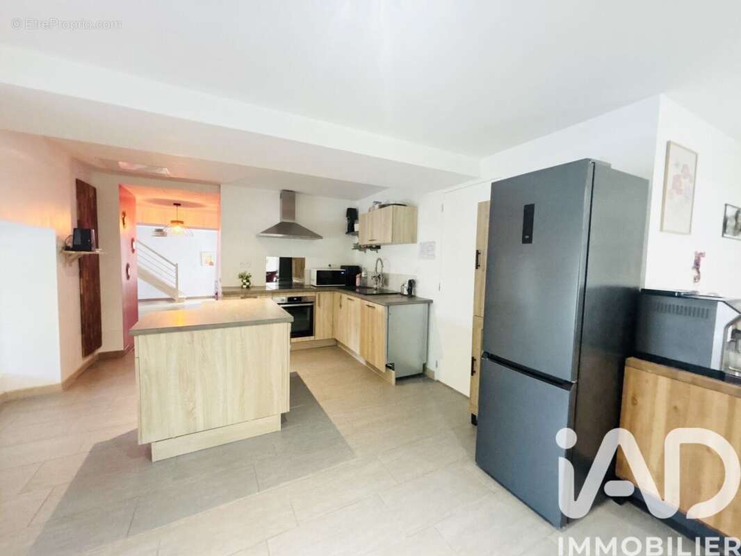 Maison 130 m² à Ferce  - photo 7
