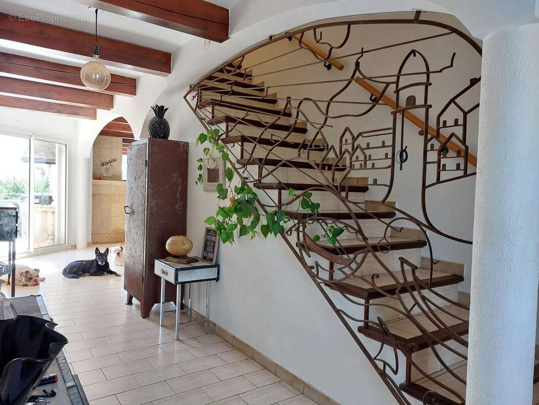 Maison à VILLENEUVE-DE-LA-RAHO