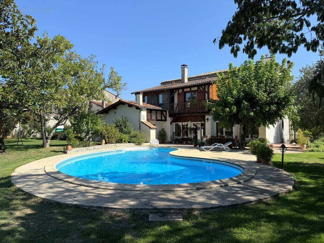 Maison à LANGON