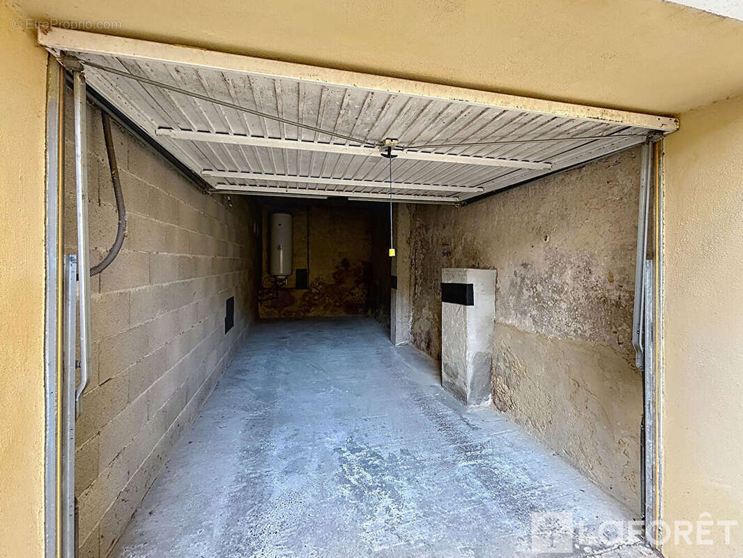 COURTHEZON - Beau T3 lumineux + GARAGE, et parking - photo 6