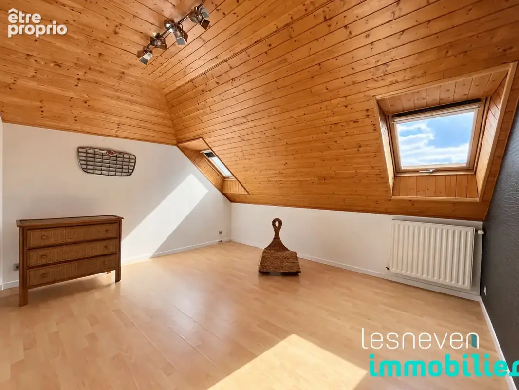 Maison 6 pièces 198 m² à vendre à Ploudaniel (29260) - photo 12