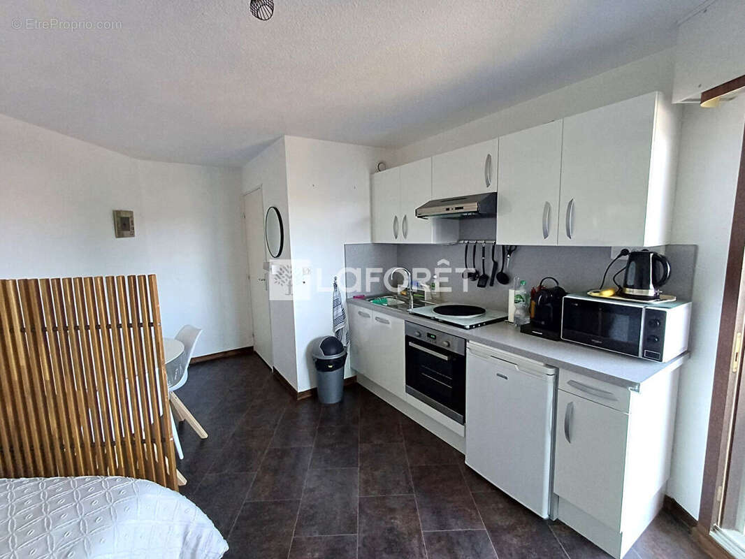2 pièces de 33 m2 avec balcon et parking - Sainte Cécile - photo 3