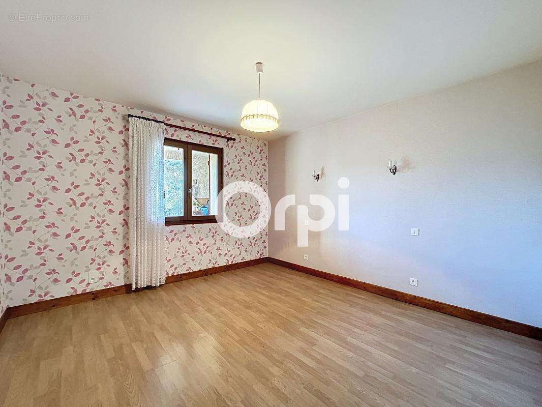 Maison à BRIVE-LA-GAILLARDE