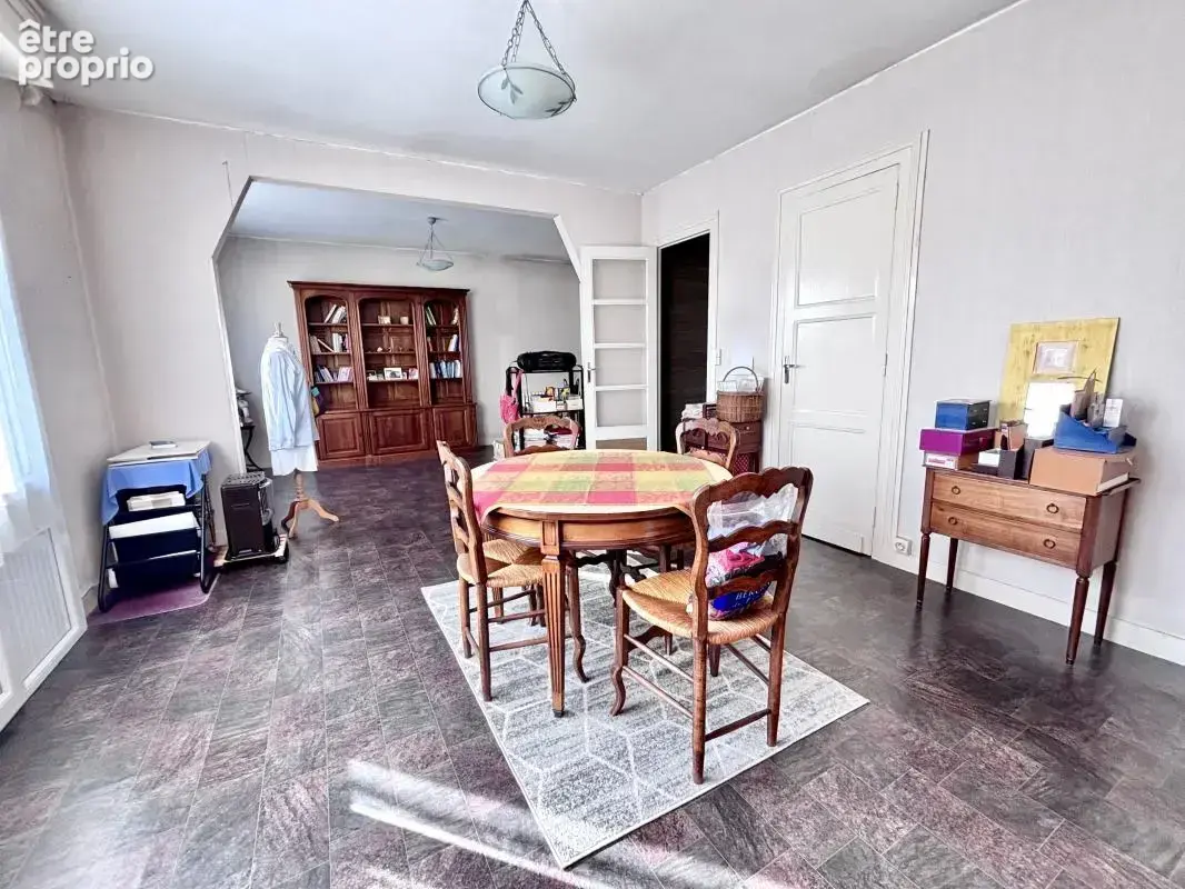 Appartement 160 m² à Merignac  - photo 2