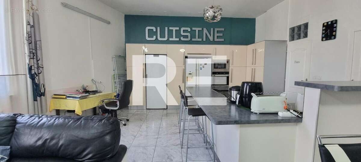 Appartement à LUNEL