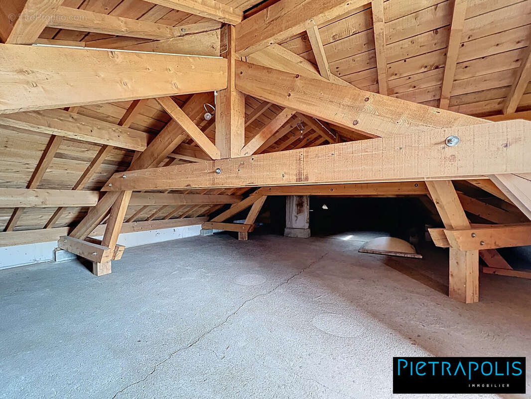 Maison à CHATILLON-LA-PALUD