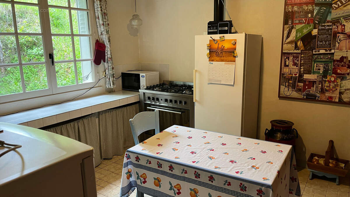 Maison à VICQ-EXEMPLET