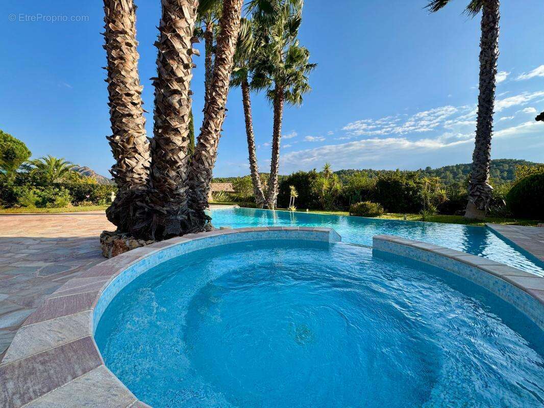 Maison à SAINT-RAPHAEL