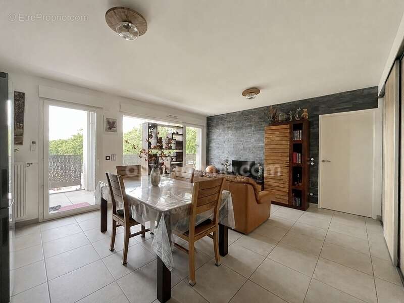 Appartement à VAULX-EN-VELIN