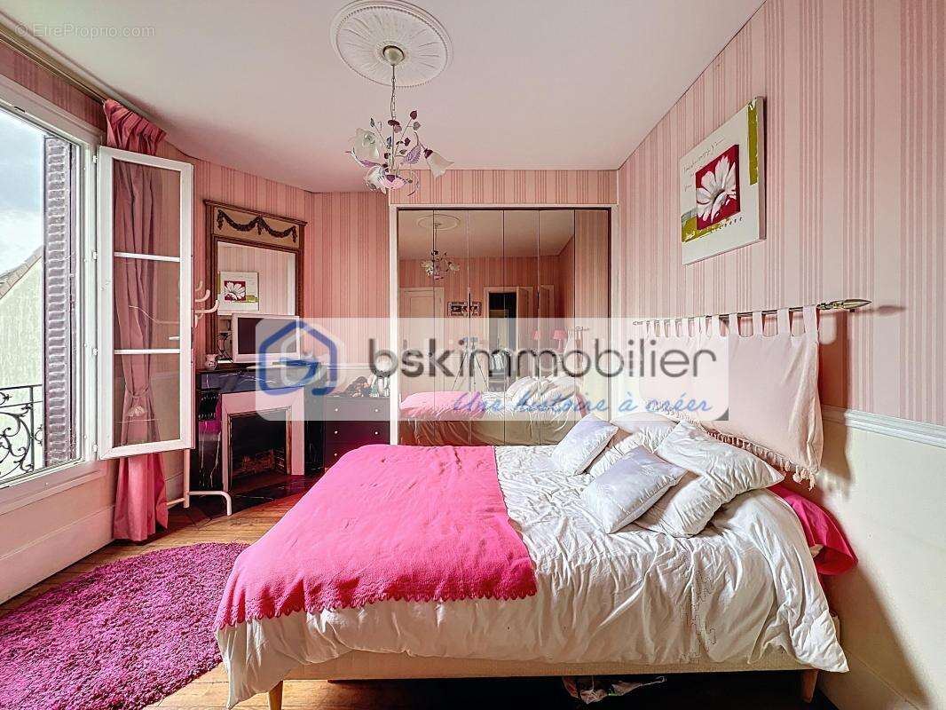 Maison à LES PAVILLONS-SOUS-BOIS