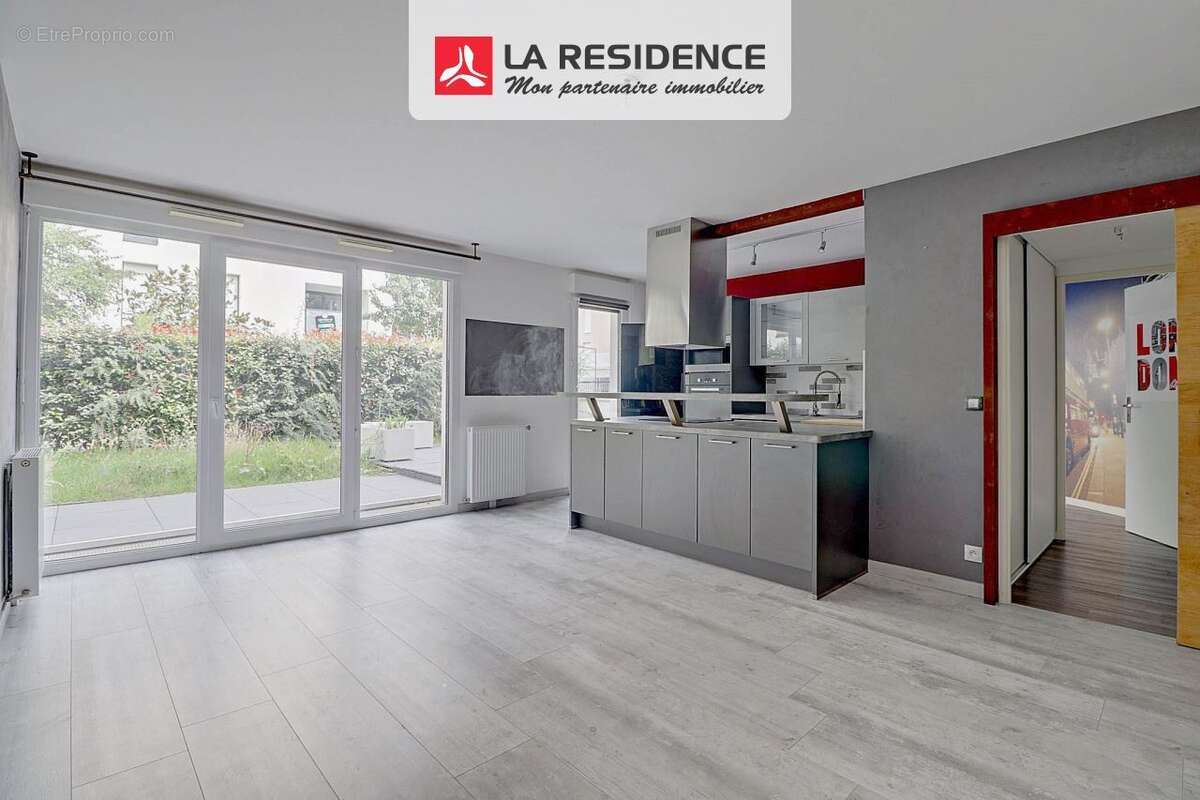 Appartement à JOUY-LE-MOUTIER