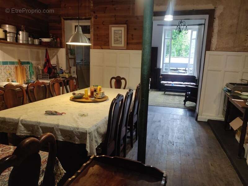 Maison à DUN-LE-PALESTEL