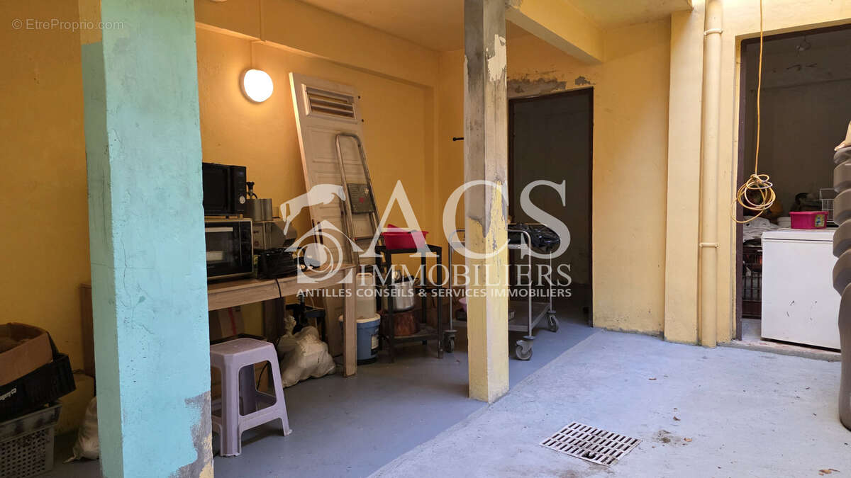 Idéal investisseur - Immeuble de rapport au cœur de la ville à FORT-DE-FRANCE - photo 8