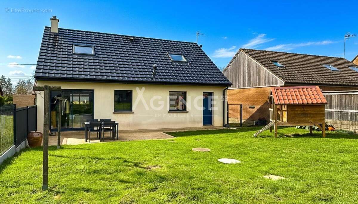 Maison à ROQUETOIRE