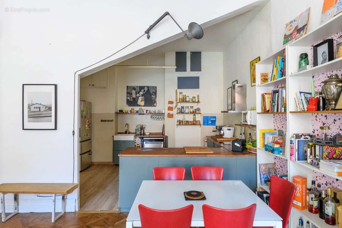 Appartement à MARSEILLE-1E