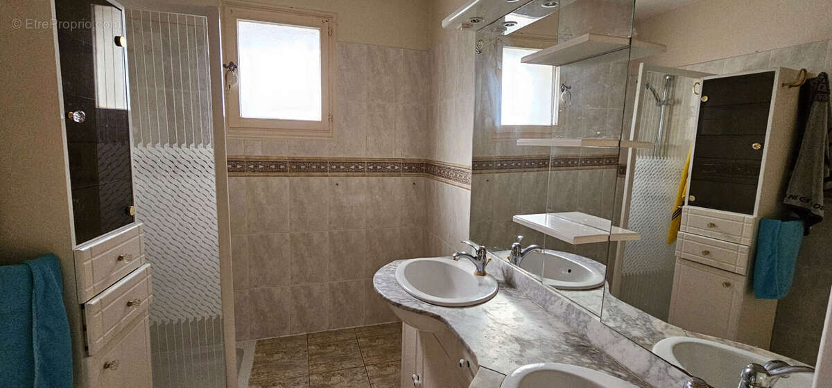 Maison à CASTILLON-LA-BATAILLE