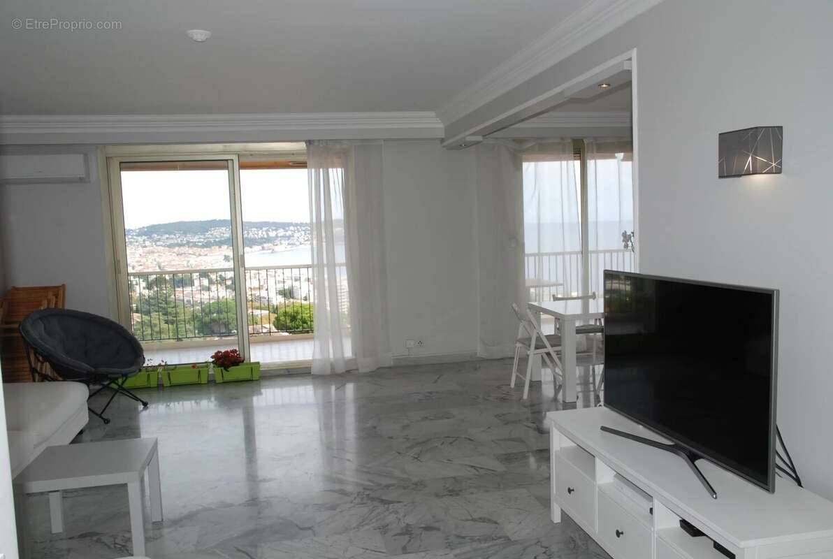Appartement  - 4 pièces  - 119.0 m² -  890 000 € - À vendre - photo 3