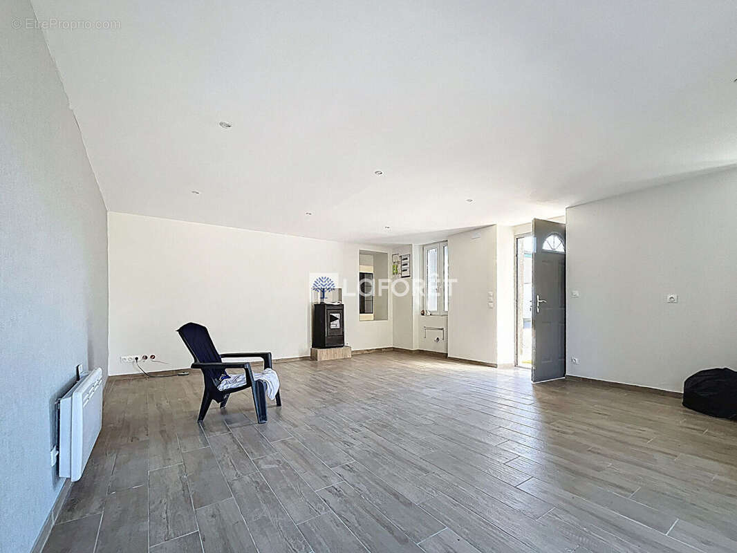 Maison à AZAY-SUR-THOUET